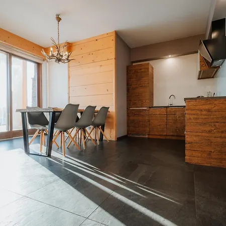 Czorsztyn Lux Apartments- Z Prywatna Sauna 262 דירה קלוצ'קובצה